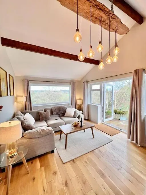 Semesterbostad Treetops Cottage At Treetops Hideouts Richmond  Storbritannien